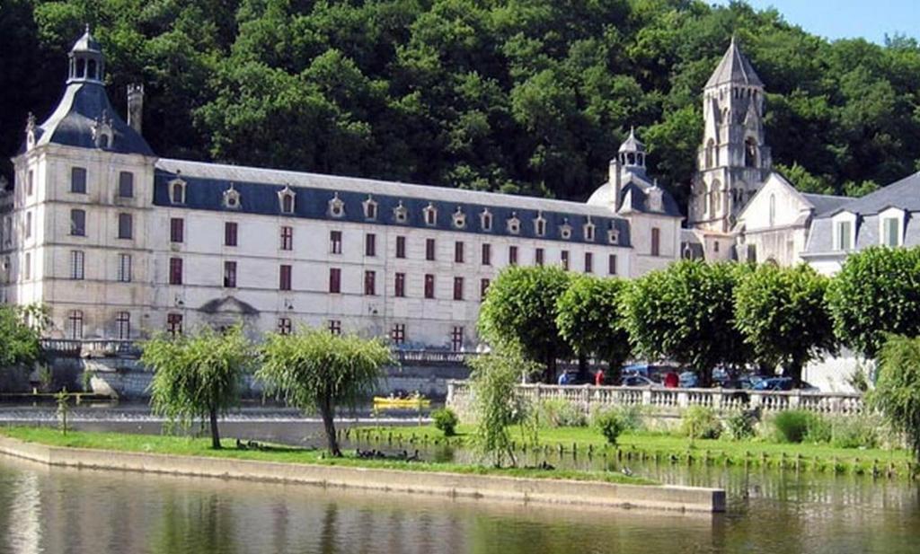 Готель L'Hermitage Des 4 Saisons La Gonterie-Boulouneix Екстер'єр фото